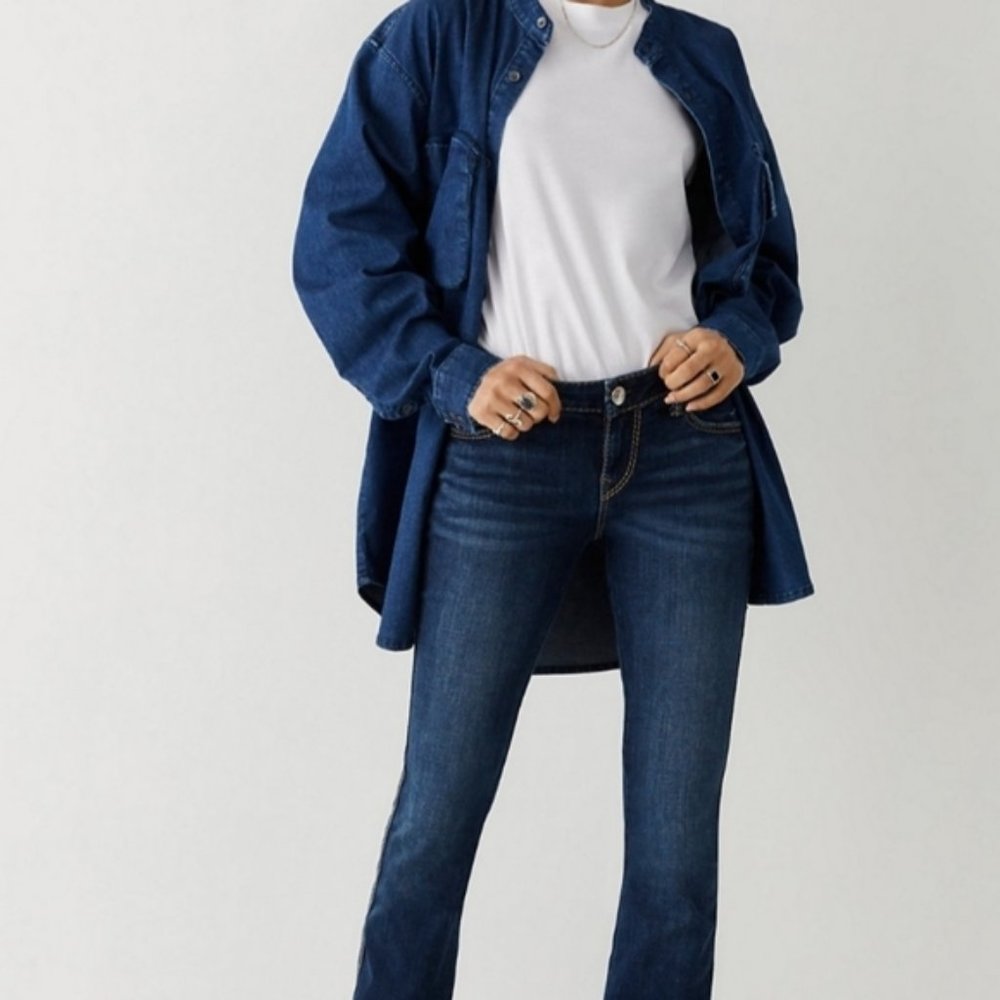 True Religion Flap Pocket Billy Straight Leg Distressed Denim Jeans